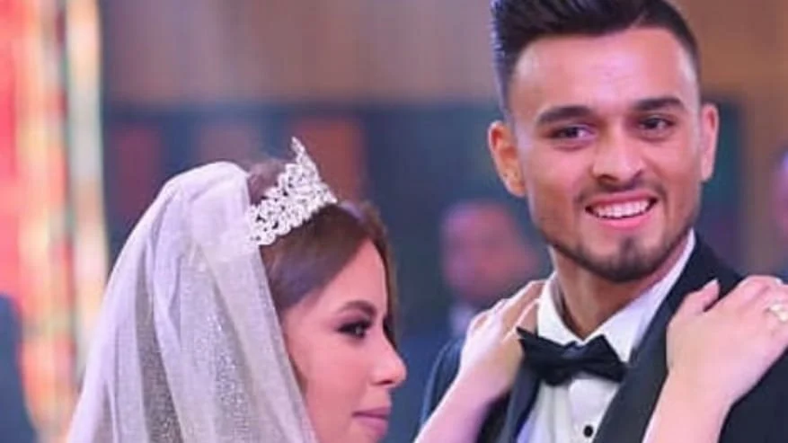 من هي زوجة اللاعب صلاح محسن السيرة الذاتية ويكيبيديا