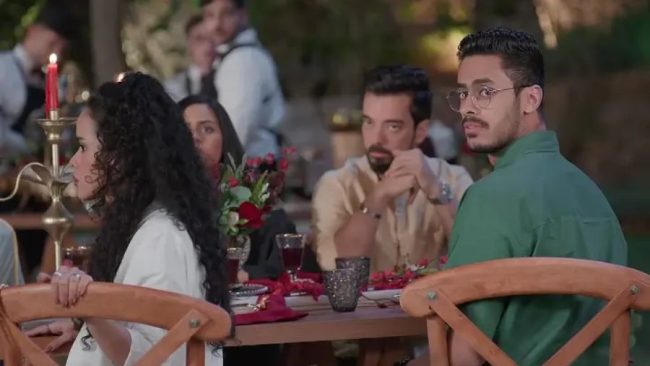 قصة مسلسل مجمع 75