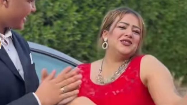 خطوبة سمية نستون